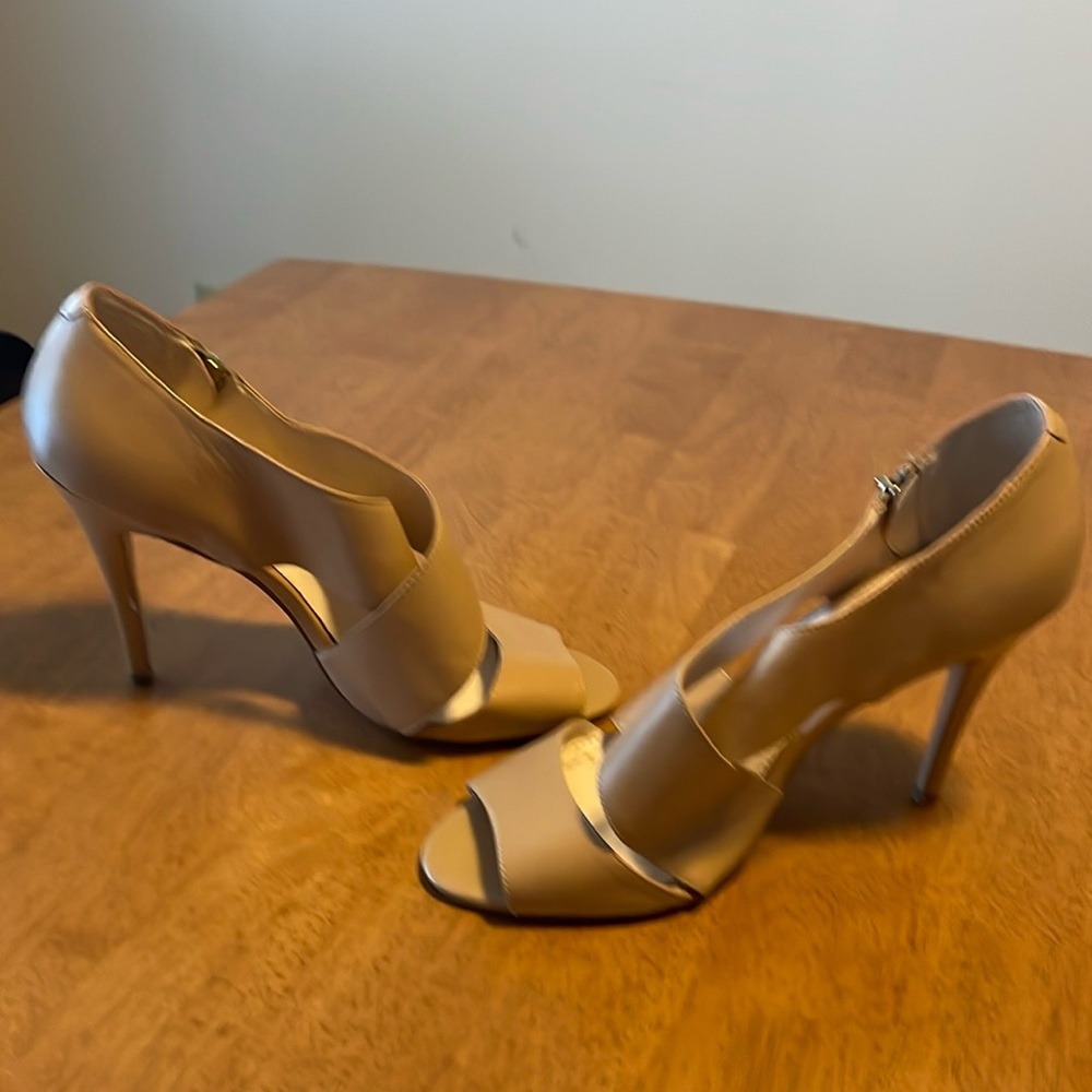 Nine West Women’s pumps